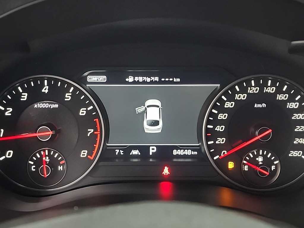 KIA Stinger - Vista 6