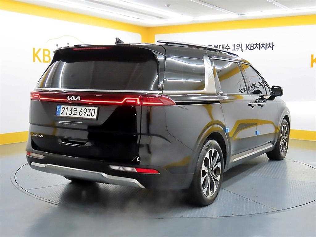 KIA Carnival - Vista 4