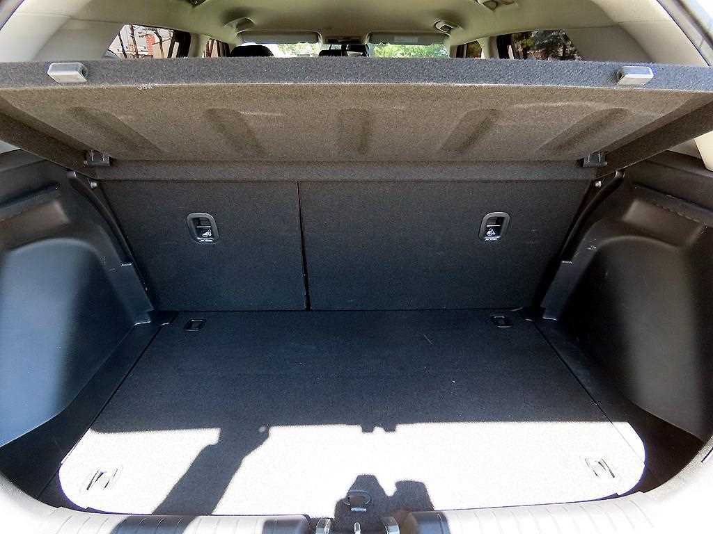 HYUNDAI Venue 2025 Gris - Importación desde Corea - HF Imports Iquique - Foto 17