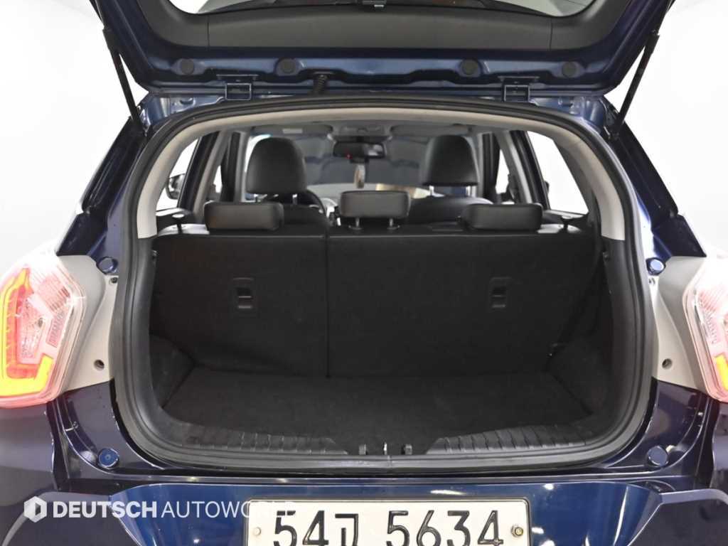 Ssangyong Tivoli 2016 Azul - Importación desde Corea - HF Imports Iquique - Foto 20