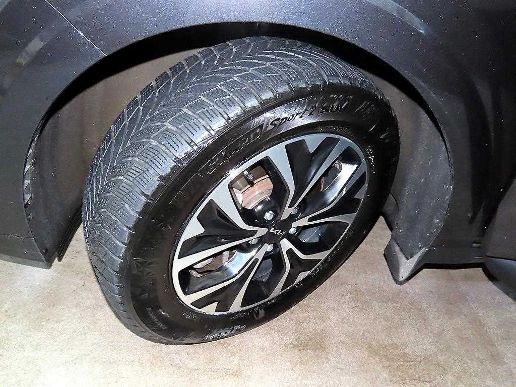 KIA Carnival 2023 Gris - Importación desde Corea - HF Imports Iquique - Foto 20