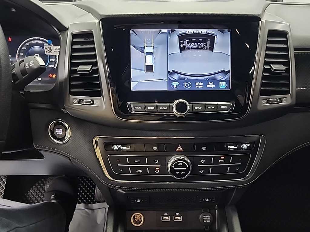 Ssangyong Rexton - Vista 10