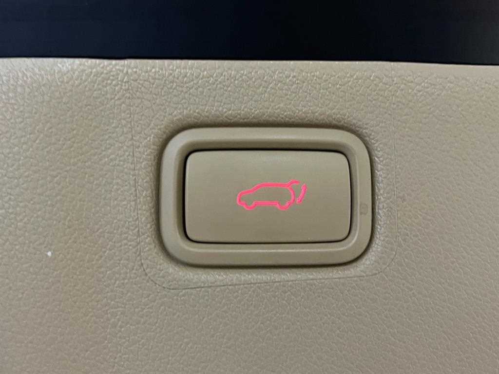 KIA Carnival - Vista 7