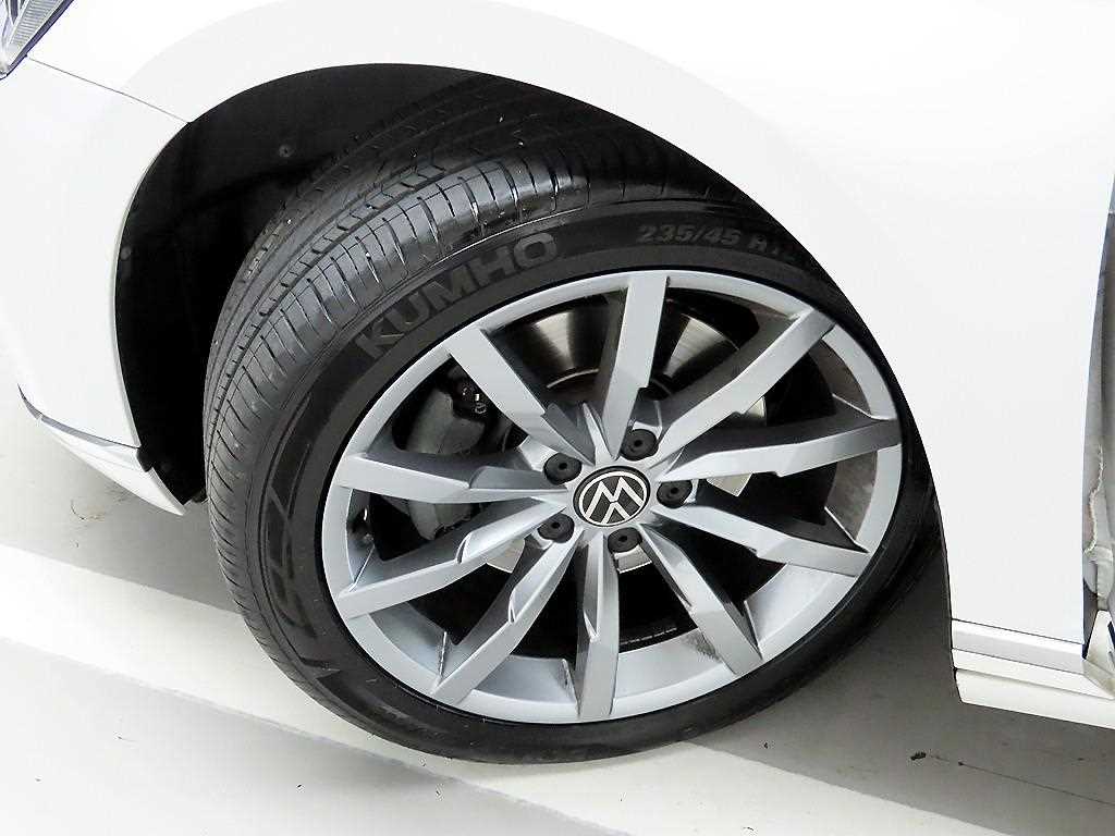 Volkswagen Passat 2022 - Importación desde Corea - HF Imports Iquique - Foto 19