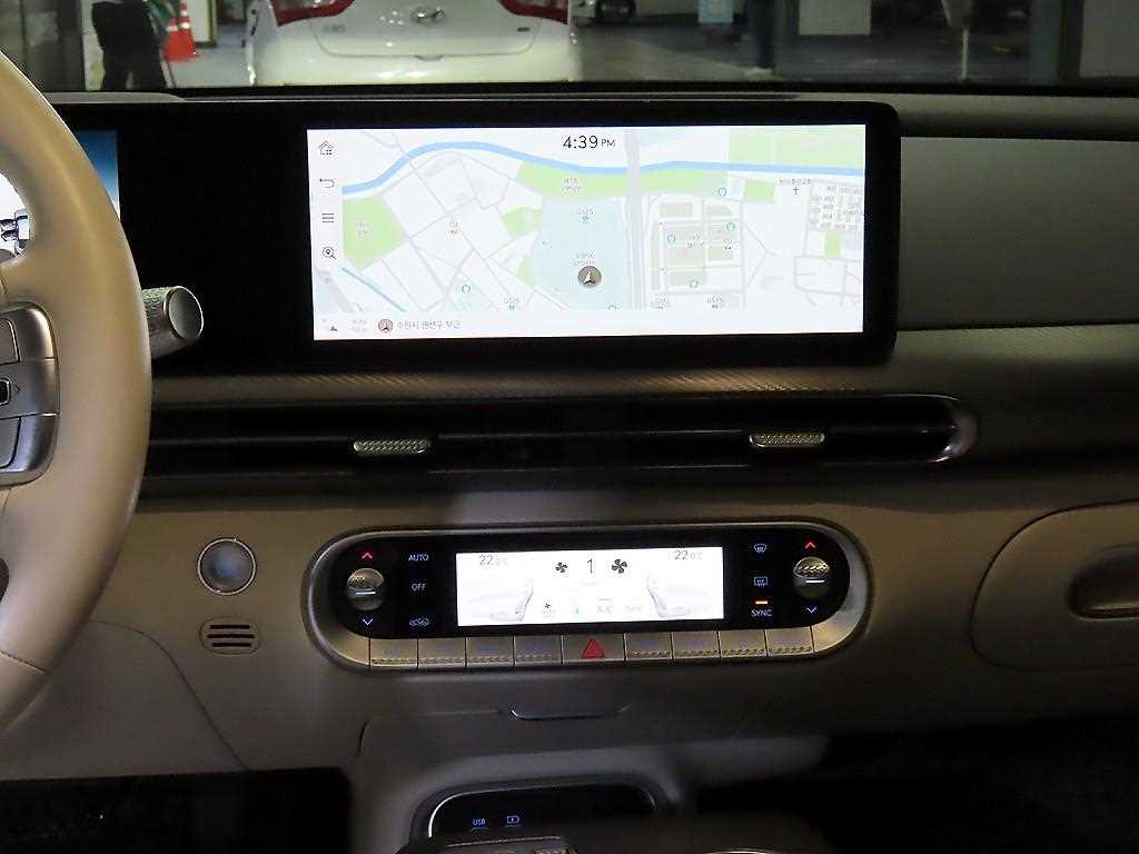 Genesis GV60 - Vista 11