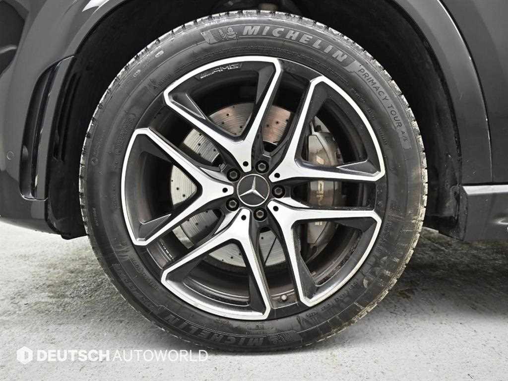 Mercedes Benz GLE Class - Vista 5