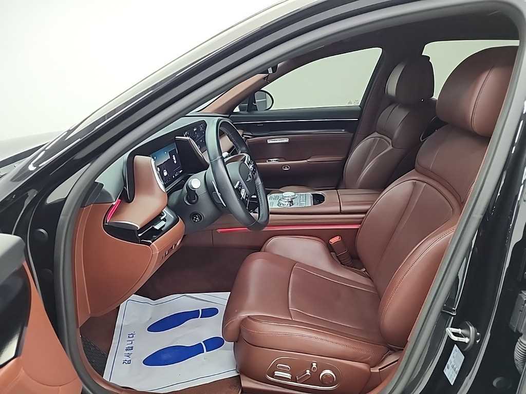 Genesis G90 - Vista 11