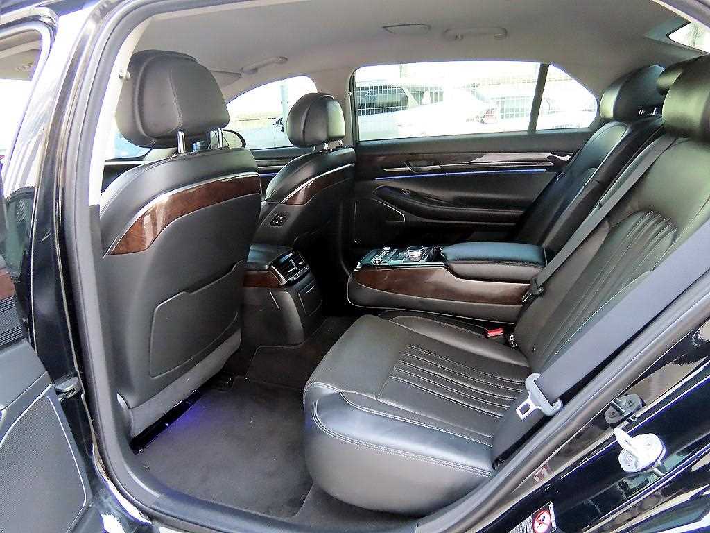 Genesis EQ900 - Vista 6