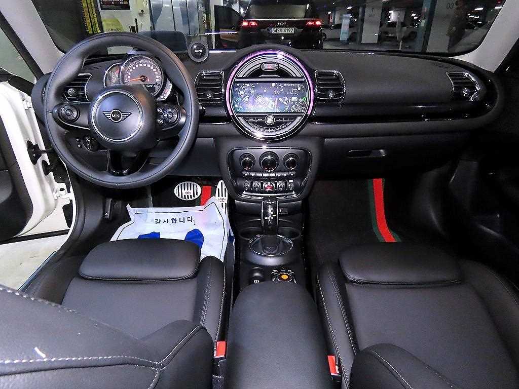 Mini Clubman - Vista 10