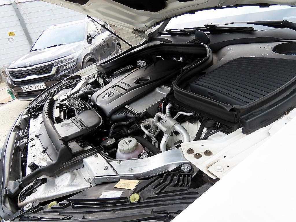 Mercedes Benz GLC Class 2021 Blanco - Importación desde Corea - HF Imports Iquique - Foto 19