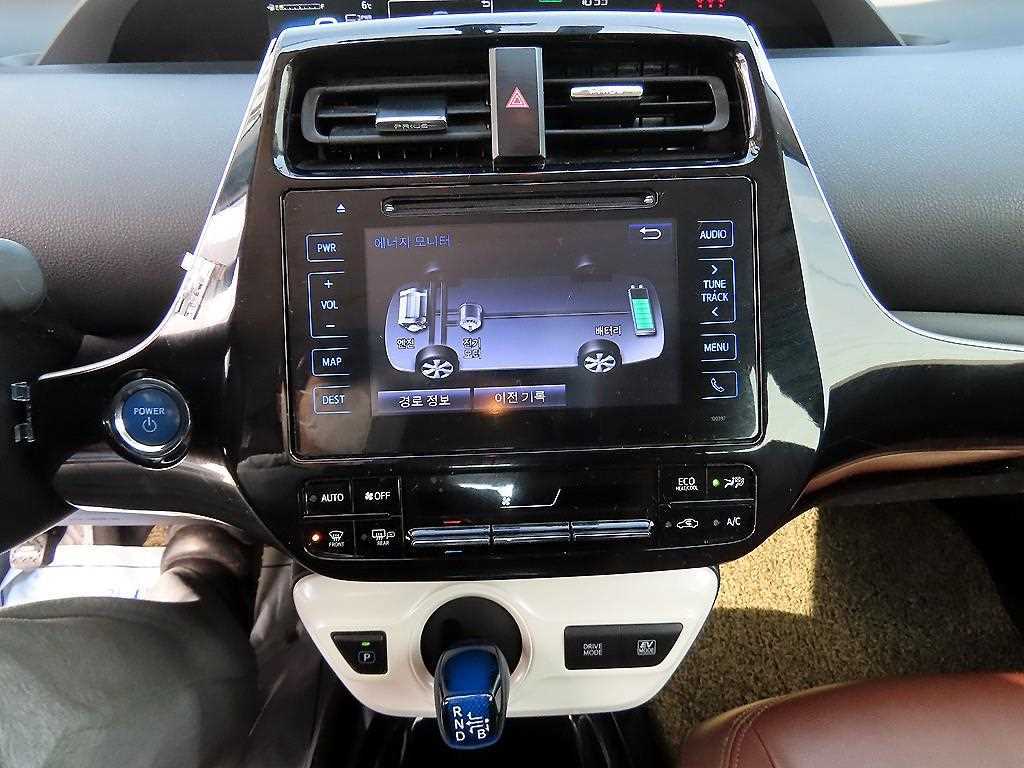 Toyota Prius 2017 Gris - Importación desde Corea - HF Imports Iquique - Foto 13