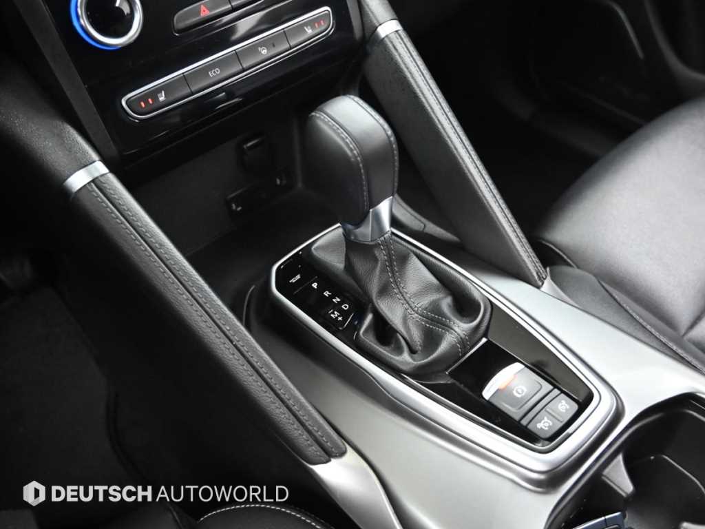 SAMSUNG QM6 - Vista 9