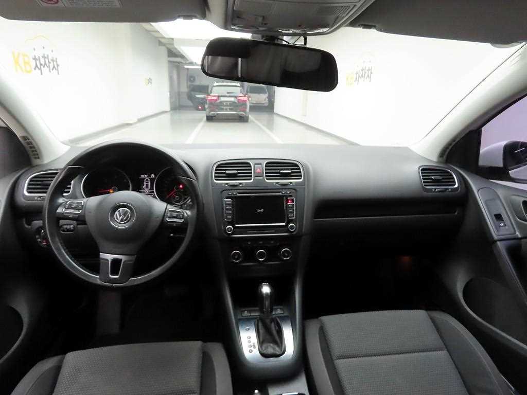 Volkswagen Golf - Vista 7