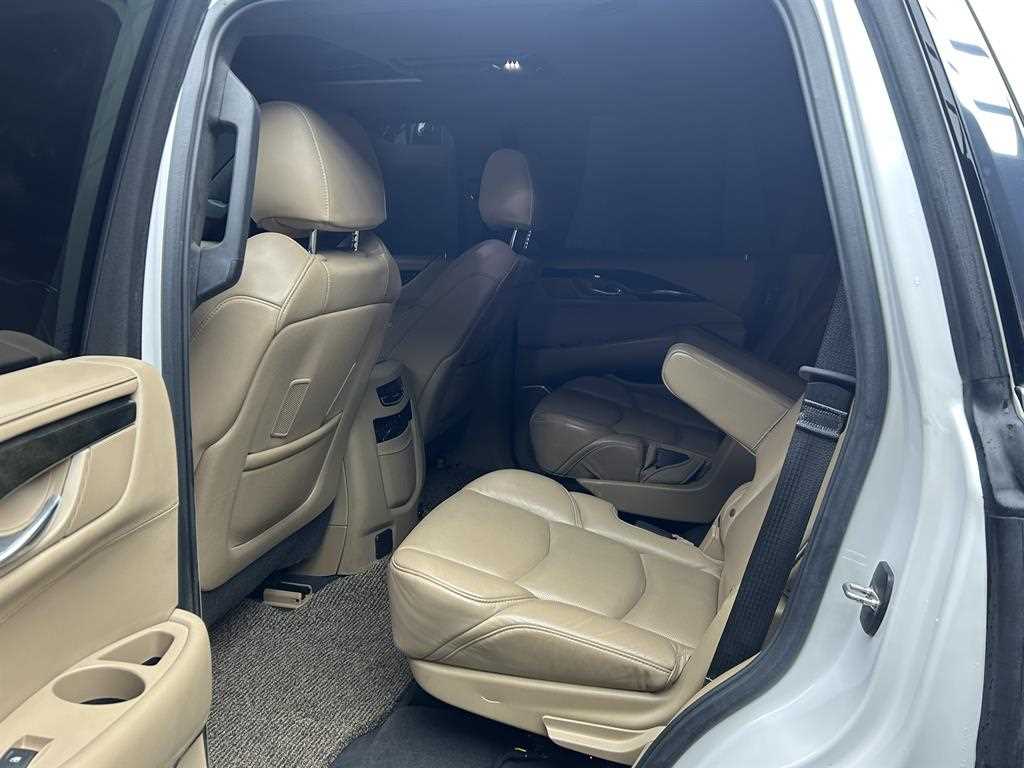 Cadillac Escalade - Vista 8