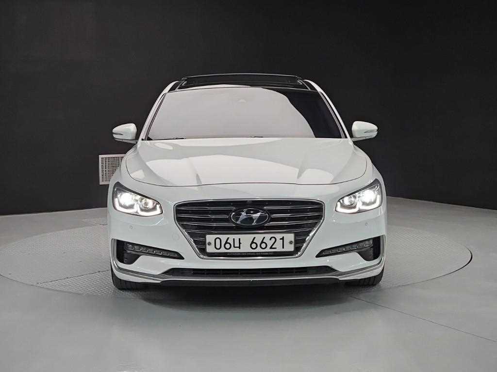 HYUNDAI Grandeur - Vista 3