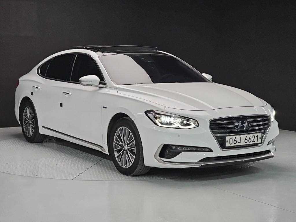 HYUNDAI Grandeur - Vista 2