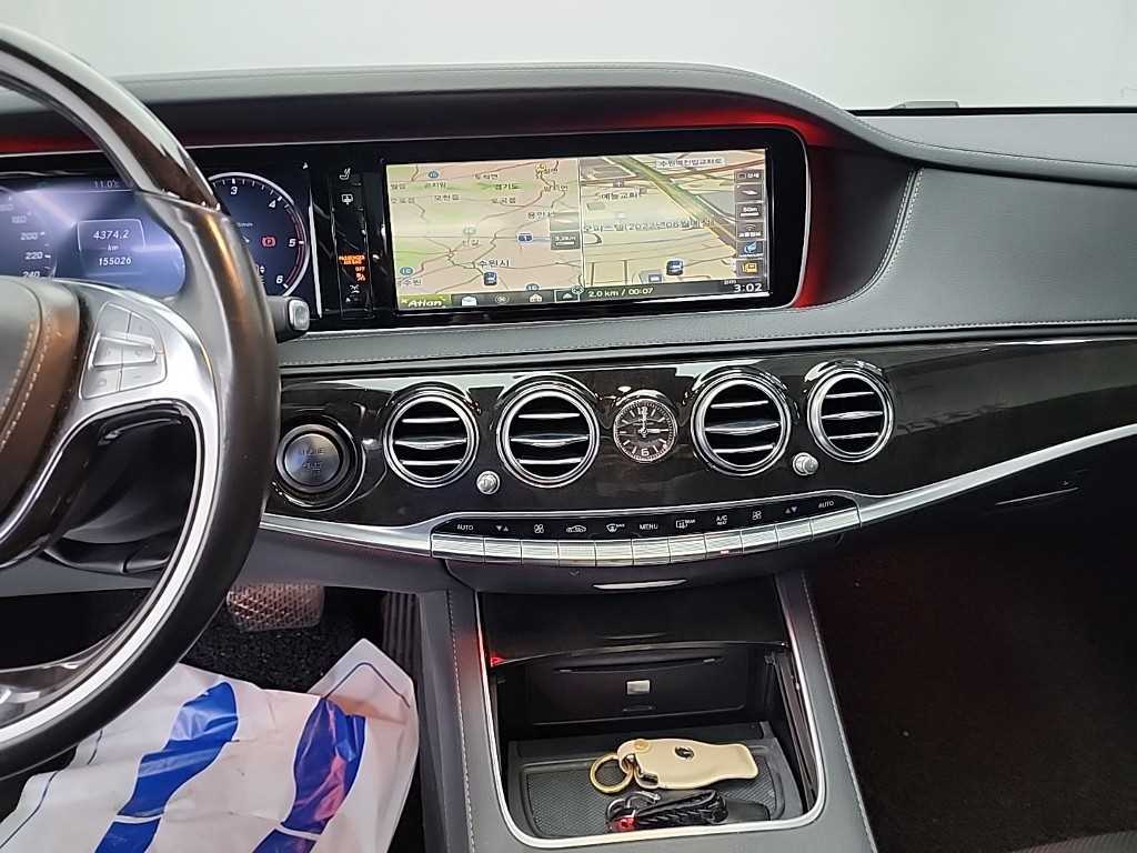 Mercedes Benz S Class - Vista 10