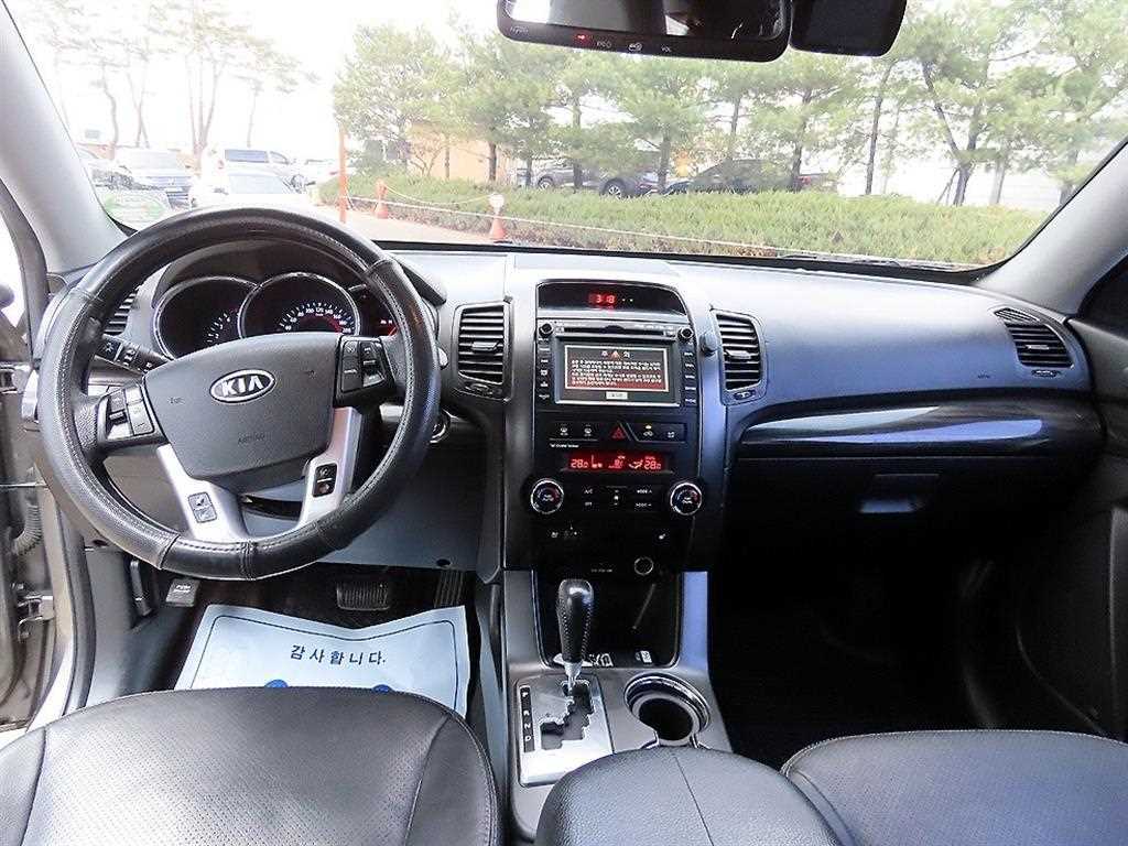 KIA Sorento - Vista 7