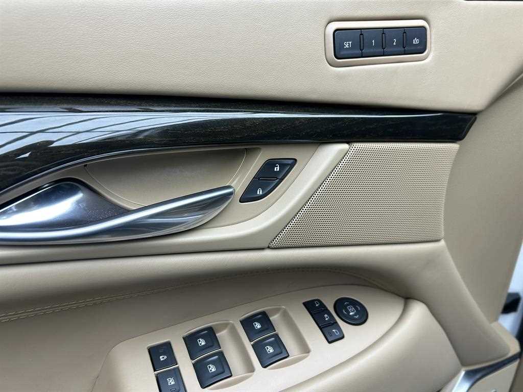 Cadillac Escalade - Vista 12