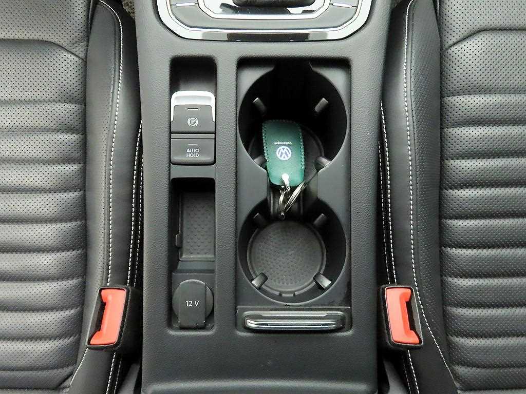 Volkswagen Passat - Vista 10