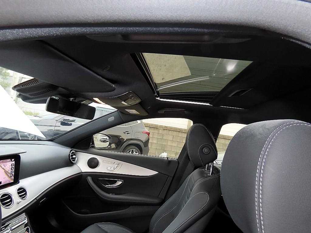 Mercedes Benz E class 2021 Plateado - Importación desde Corea - HF Imports Iquique - Foto 17