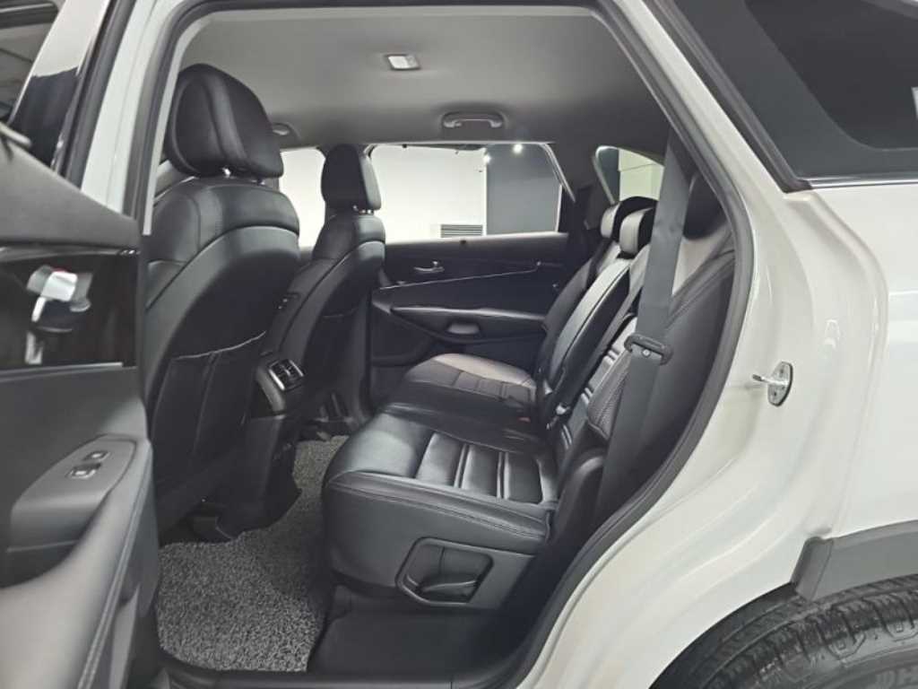 KIA Sorento 2017 Blanco - Importación desde Corea - HF Imports Iquique - Foto 16