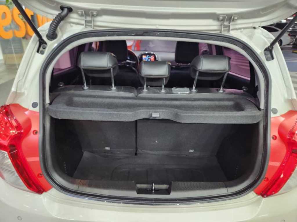 Chevrolet Spark 2019 Blanco - Importación desde Corea - HF Imports Iquique - Foto 18