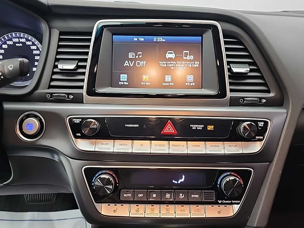 HYUNDAI Sonata - Vista 10