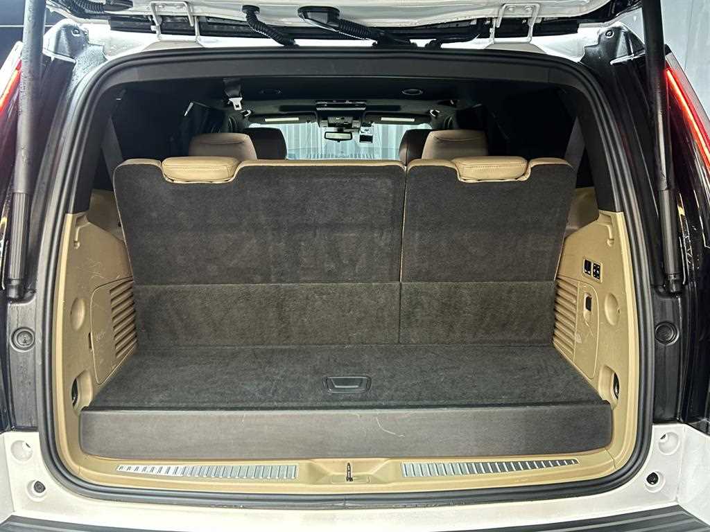 Cadillac Escalade - Vista 5