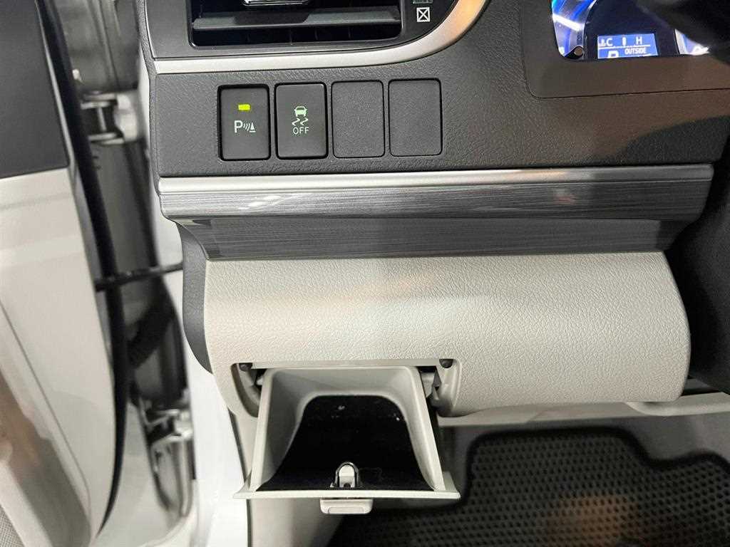 Toyota Camry - Vista 9