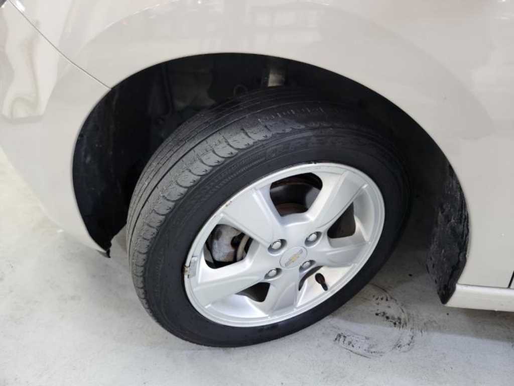 Chevrolet Spark 2019 Blanco - Importación desde Corea - HF Imports Iquique - Foto 19