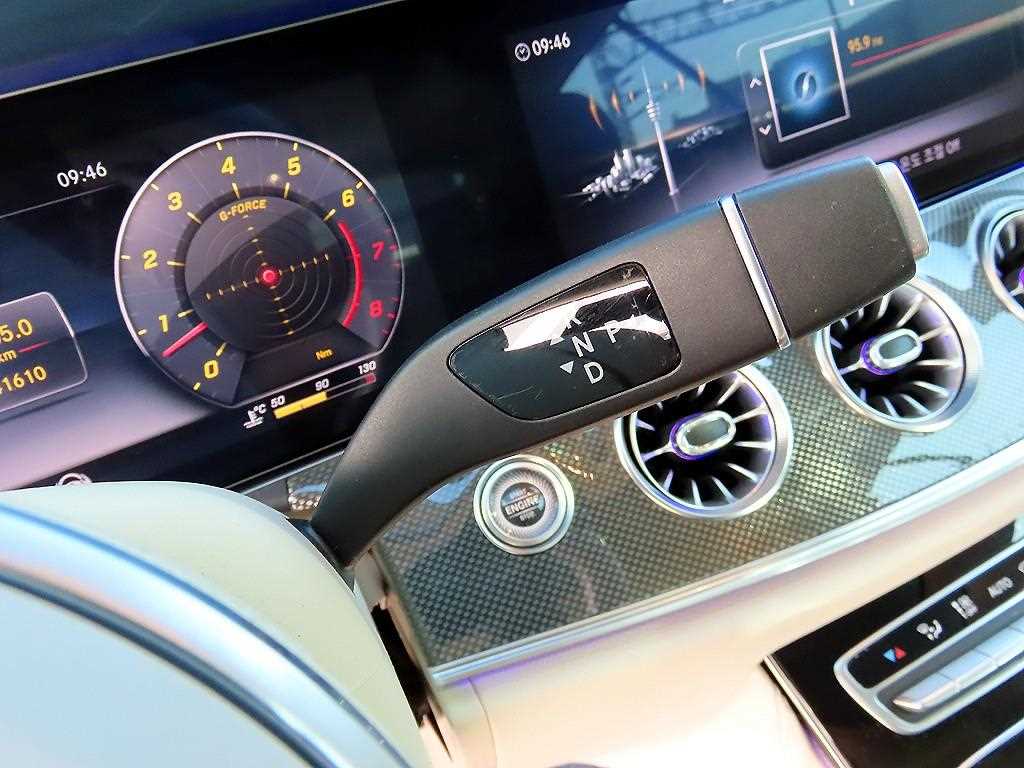 Mercedes Benz E class - Vista 11