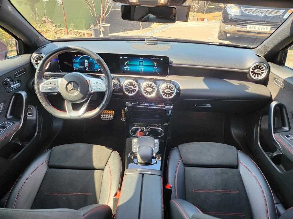 Mercedes Benz A Class - Vista 12