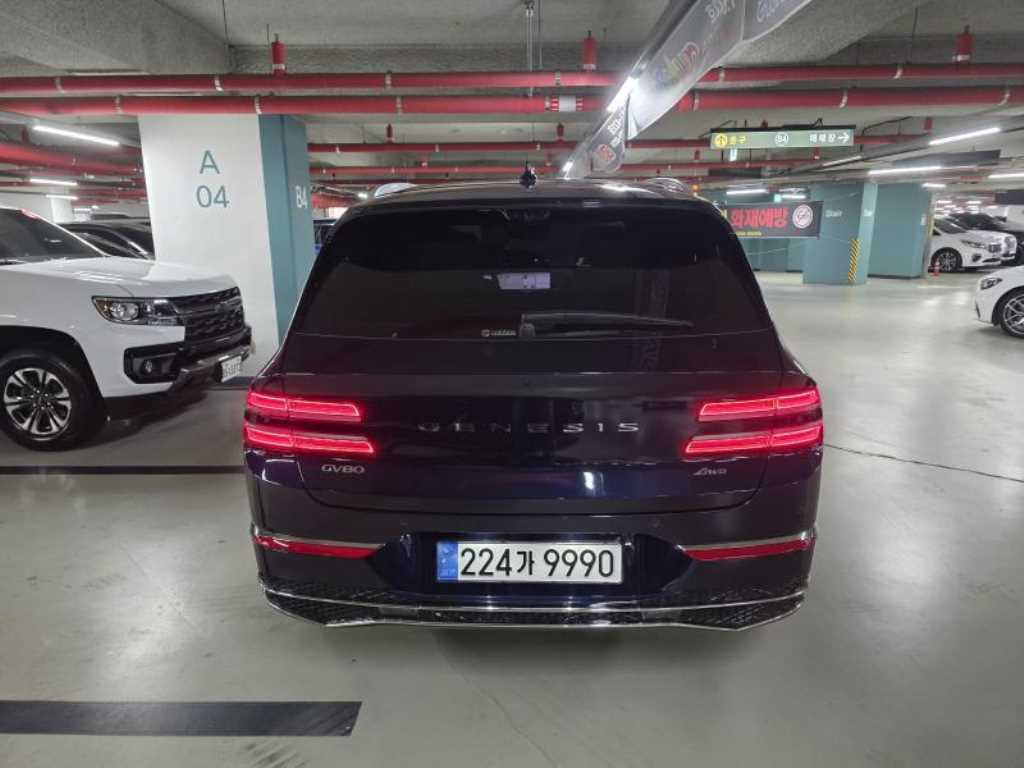 Genesis GV80 - Vista 6