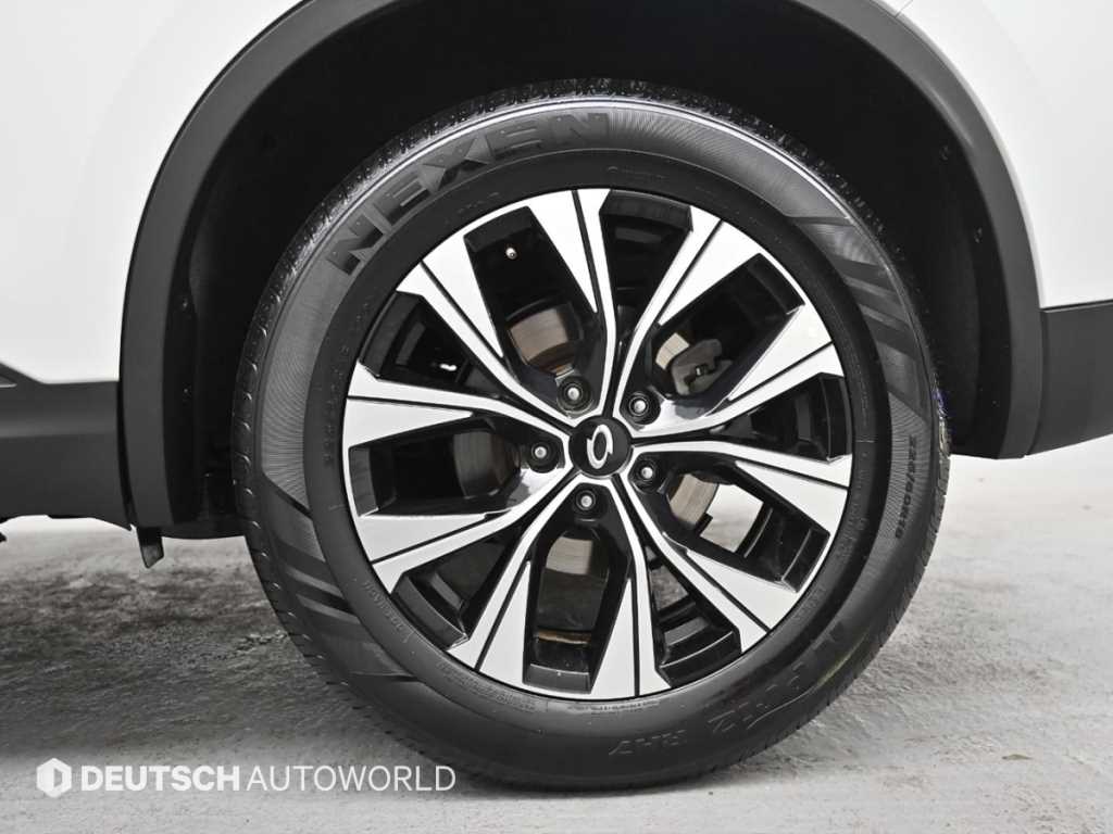 SAMSUNG QM6 - Vista 5