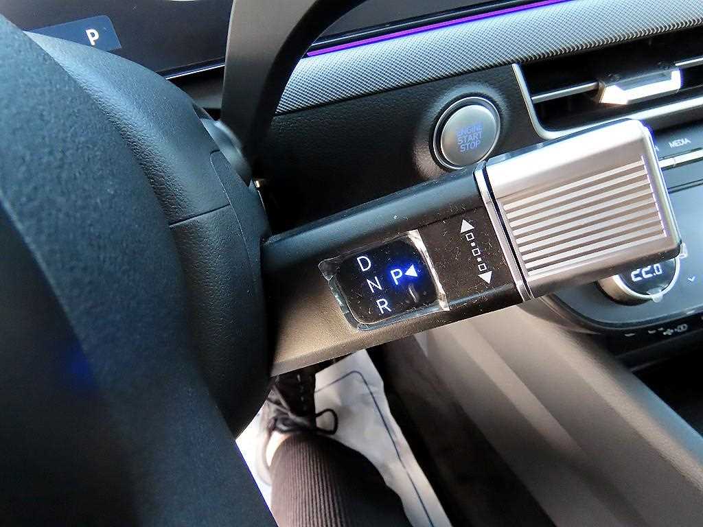 HYUNDAI Sonata - Vista 10