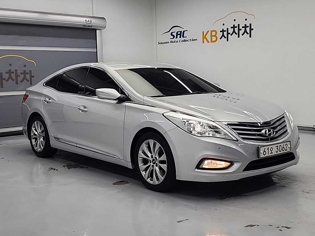 HYUNDAI Grandeur - Vista 4