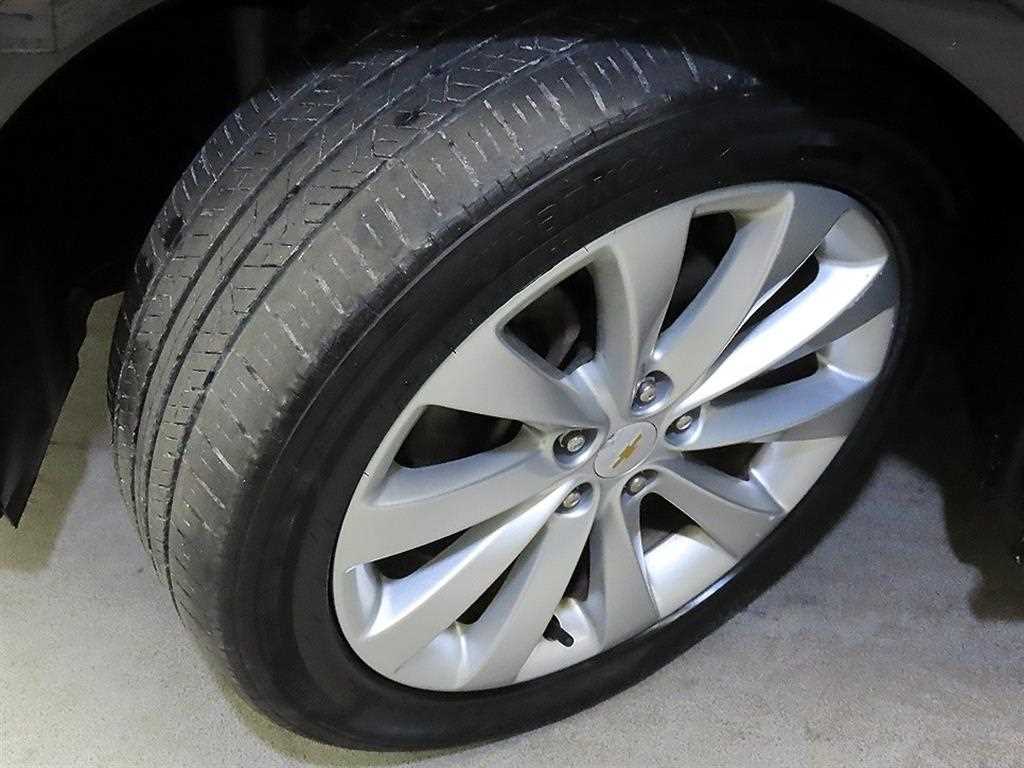 Chevrolet Cruise 2016 Negro - Importación desde Corea - HF Imports Iquique - Foto 19