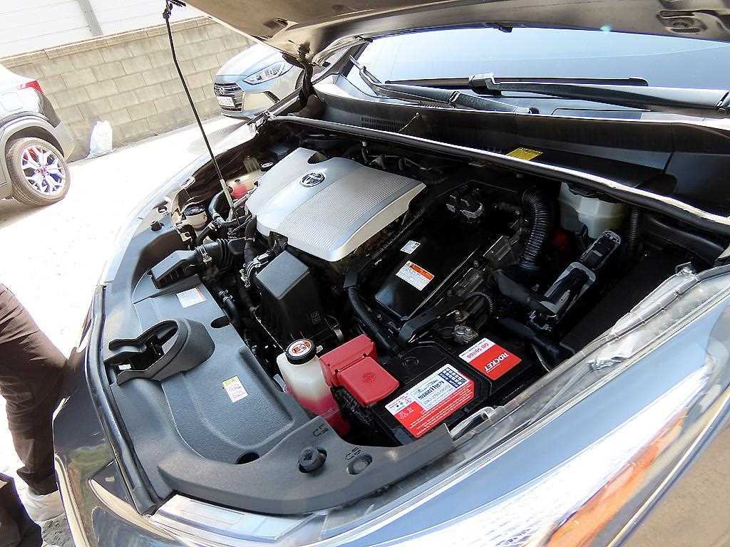 Toyota Prius 2017 Gris - Importación desde Corea - HF Imports Iquique - Foto 18