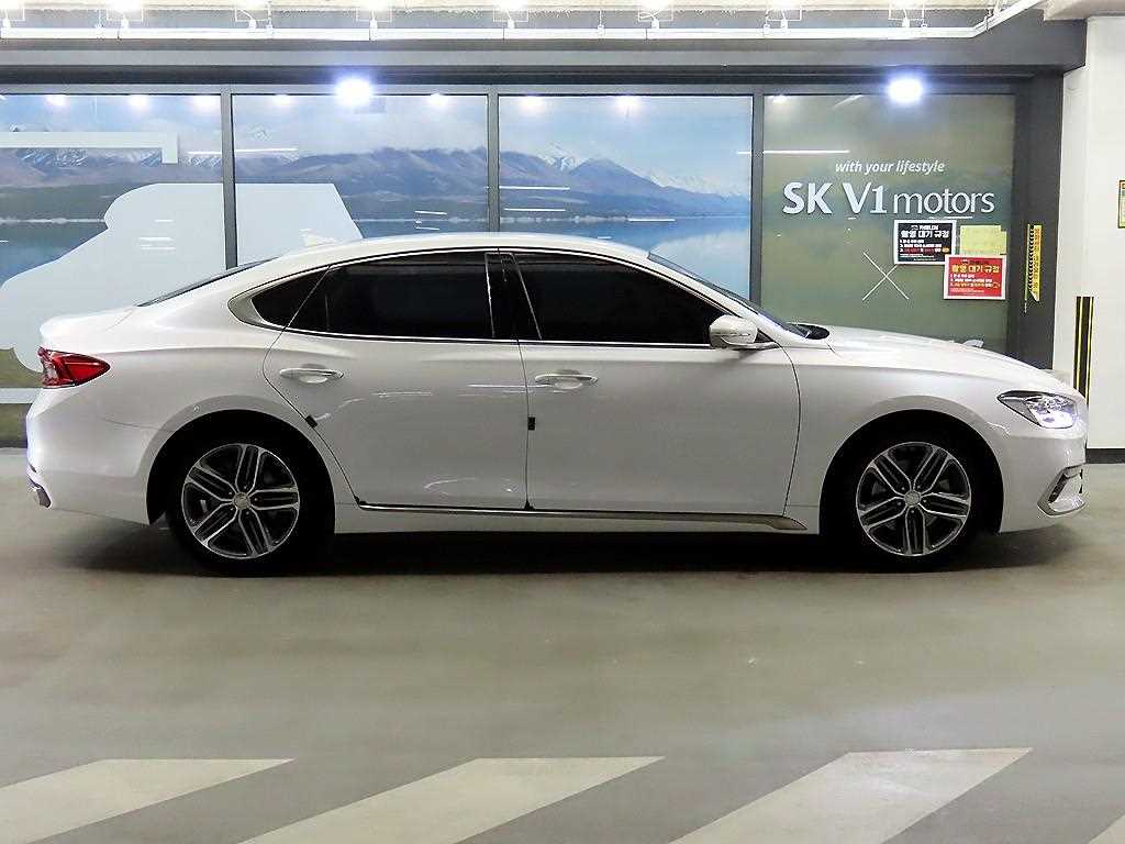 HYUNDAI Grandeur - Vista 4