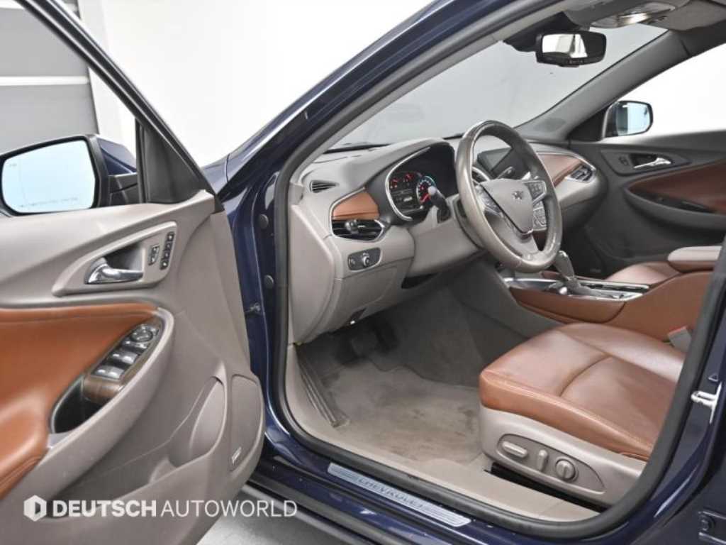 Chevrolet Malibu - Vista 11