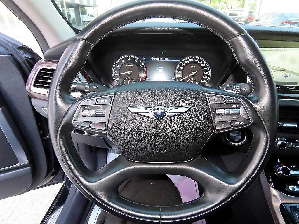 Genesis EQ900 - Vista 8