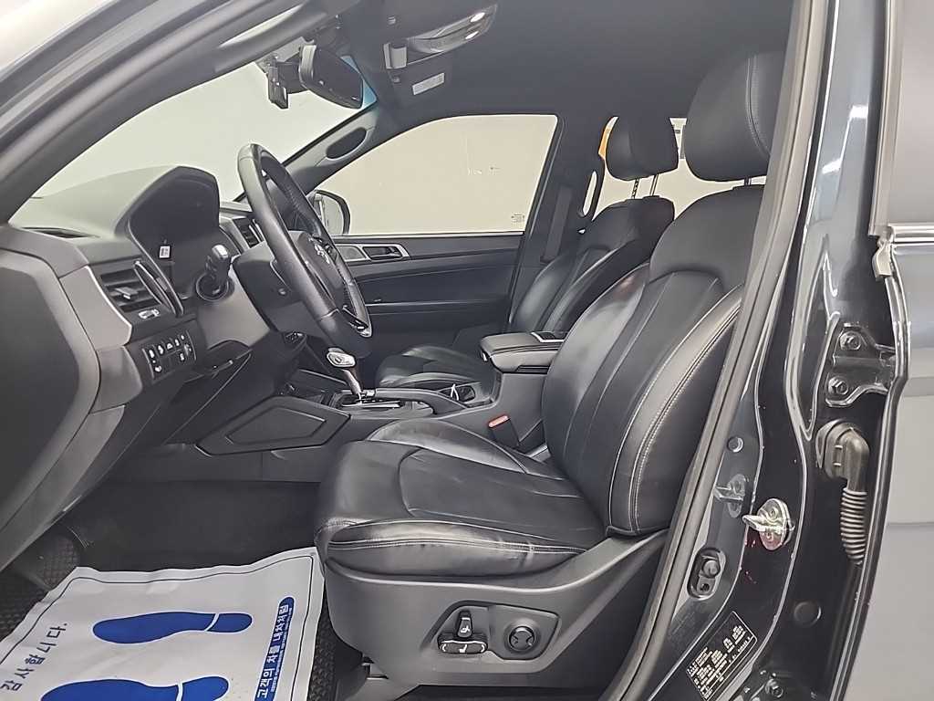 Ssangyong Rexton - Vista 11