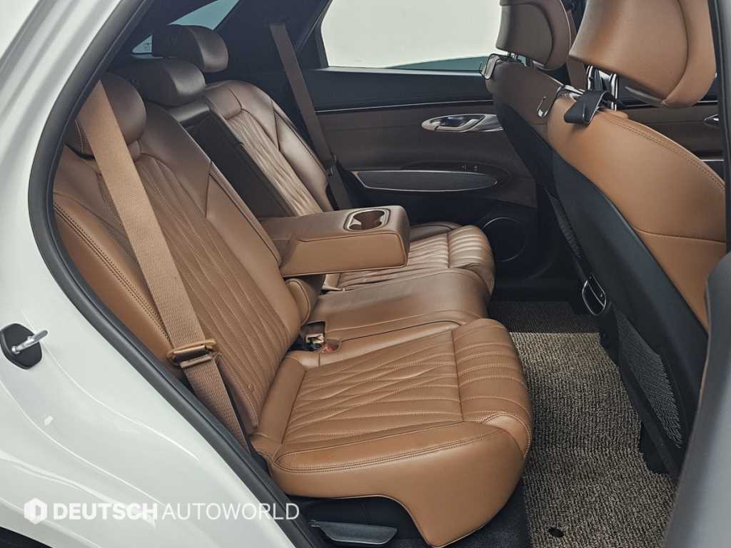 Genesis GV70 - Vista 12