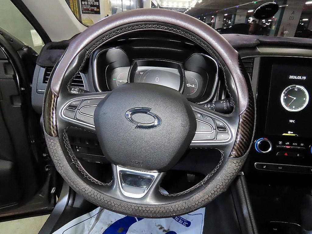 SAMSUNG QM6 - Vista 8