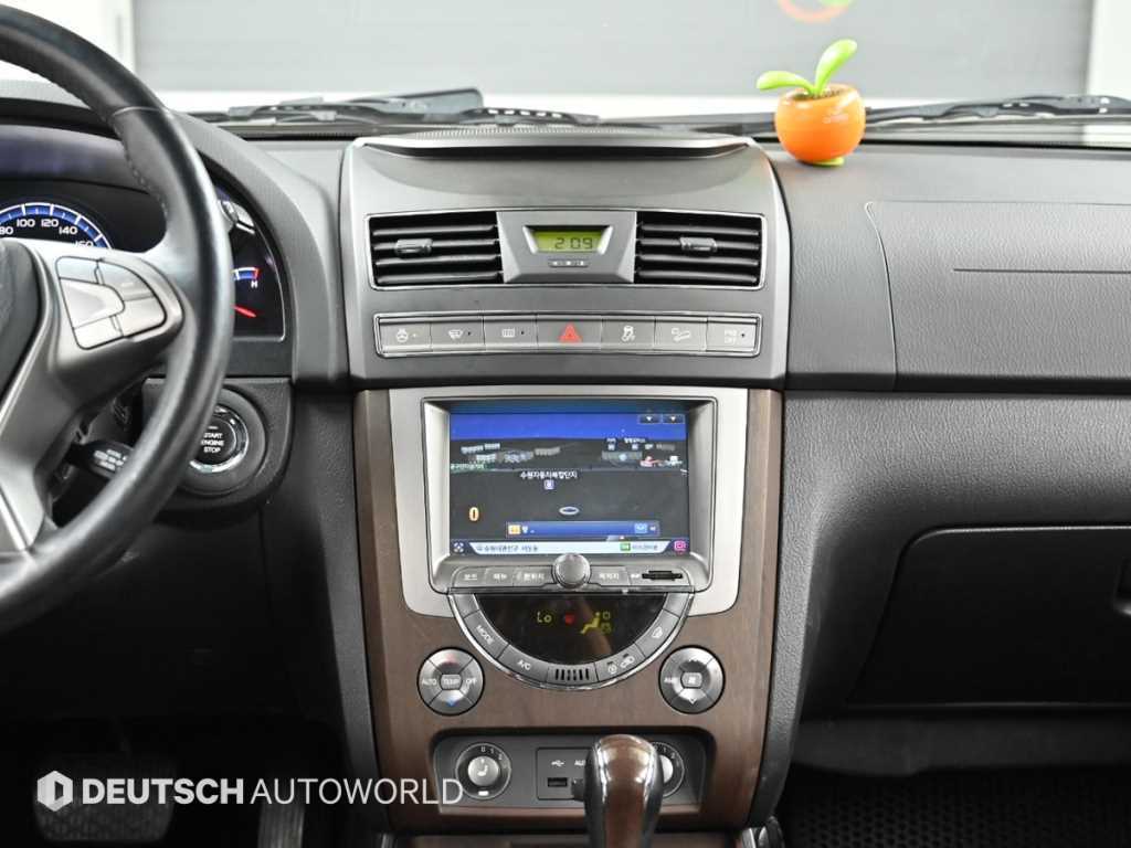 Ssangyong Rexton 2015 Plateado - Importación desde Corea - HF Imports Iquique - Foto 14