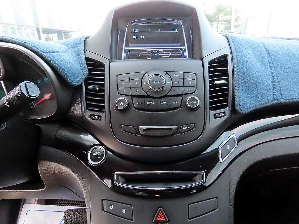 Chevrolet Orlando 2017 Gris - Importación desde Corea - HF Imports Iquique - Foto 13