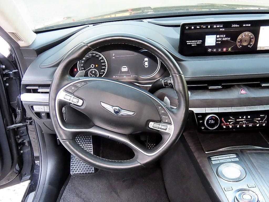 Genesis G80 - Vista 8