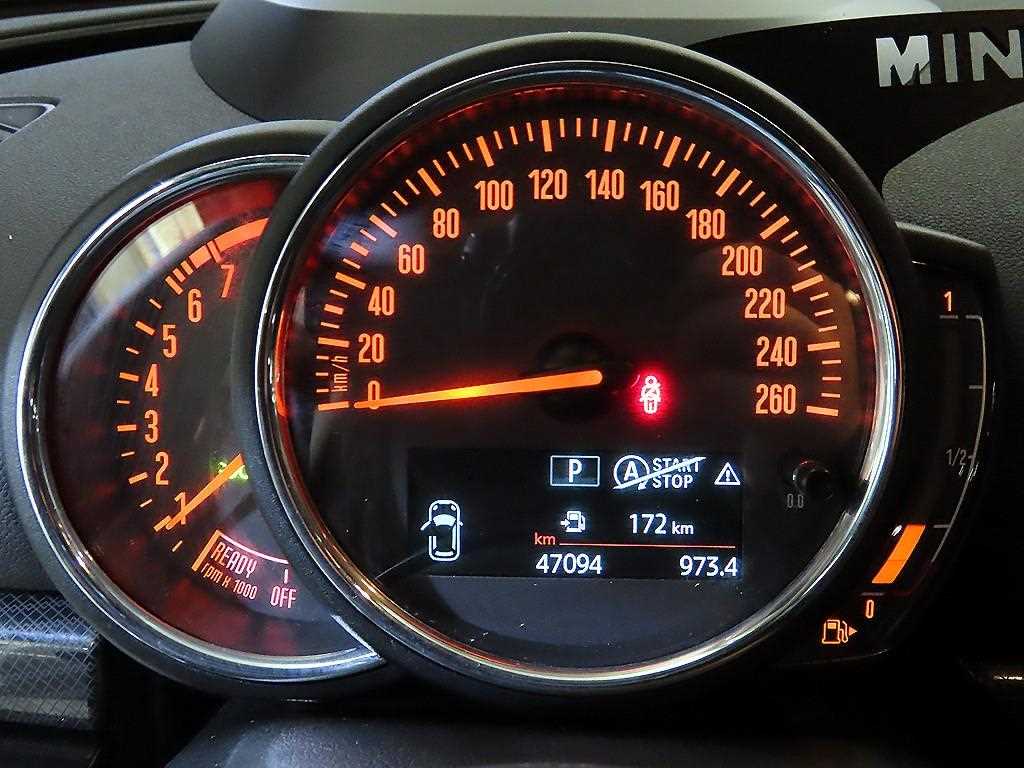 Mini Clubman - Vista 9