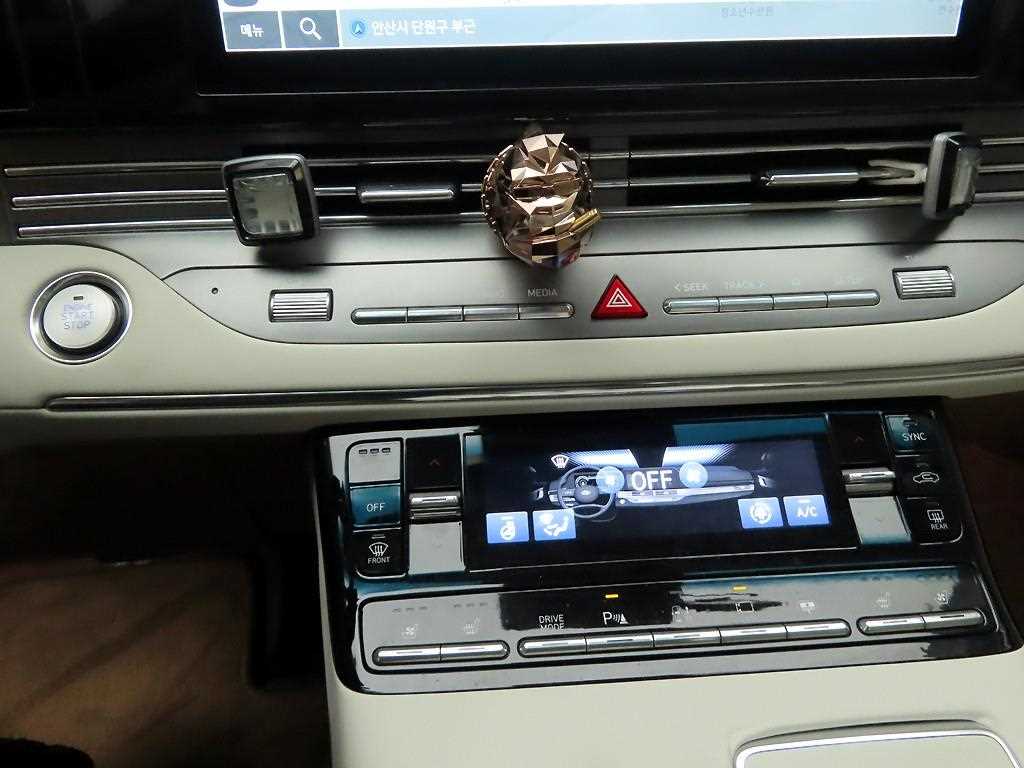 HYUNDAI Grandeur - Vista 9